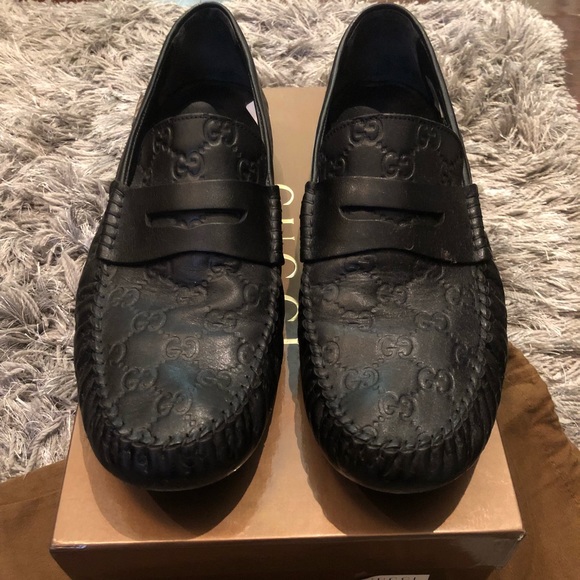 Gucci
Black Mens Loafers Signature main image 5